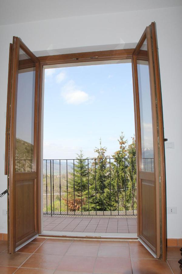 Il Pagliarello Di Villa San Giovanni San Demetrio ne' Vestini エクステリア 写真